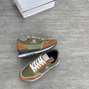 New Givenchy Kick
