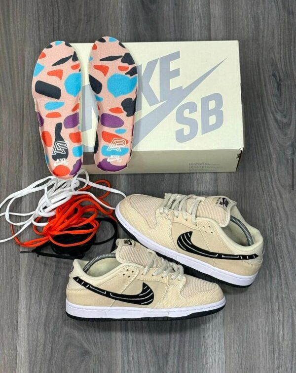 Nike SB Dunk Low Albino & Preto