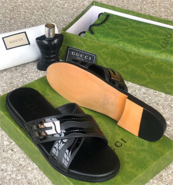 Men’s Gucci Slippers