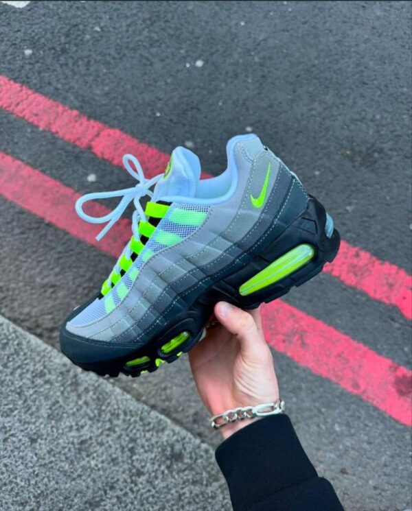 Nike Air Max 95 OG Big Bubble