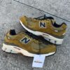 New Balance 2002R