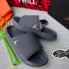 Air Jordan Play Slide