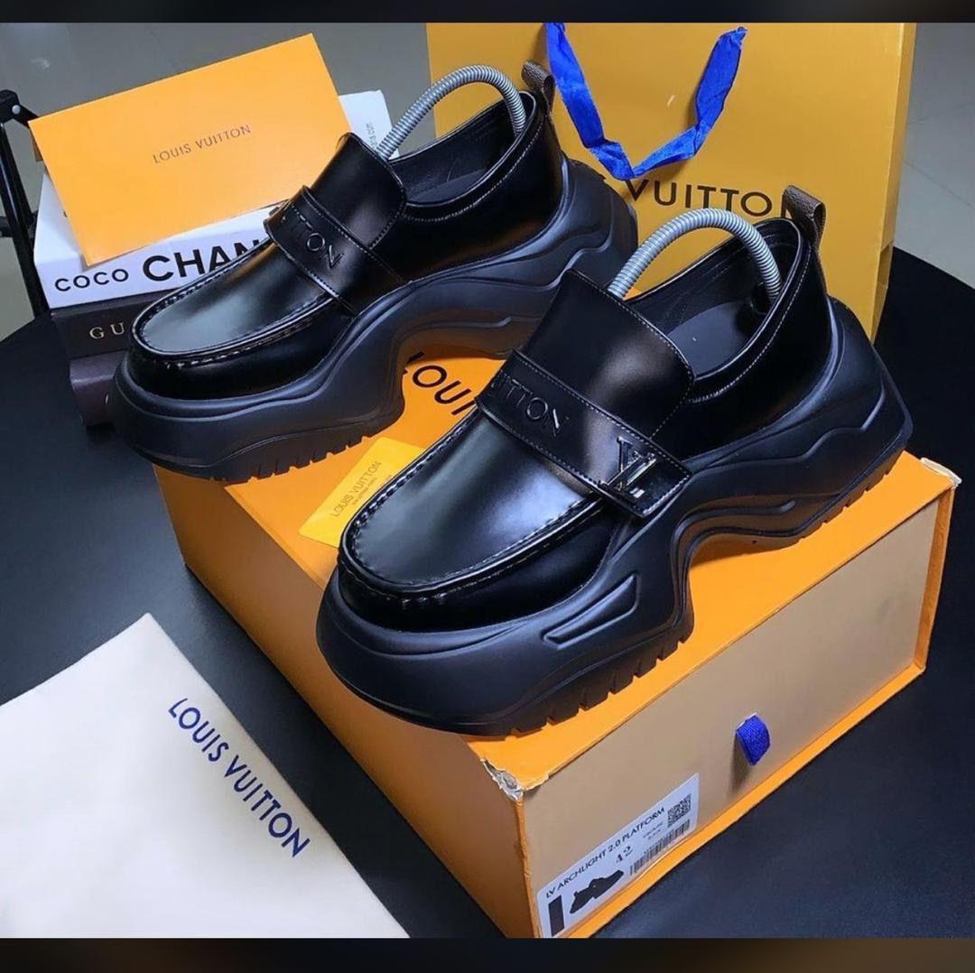 Louis Vuitton Archlight