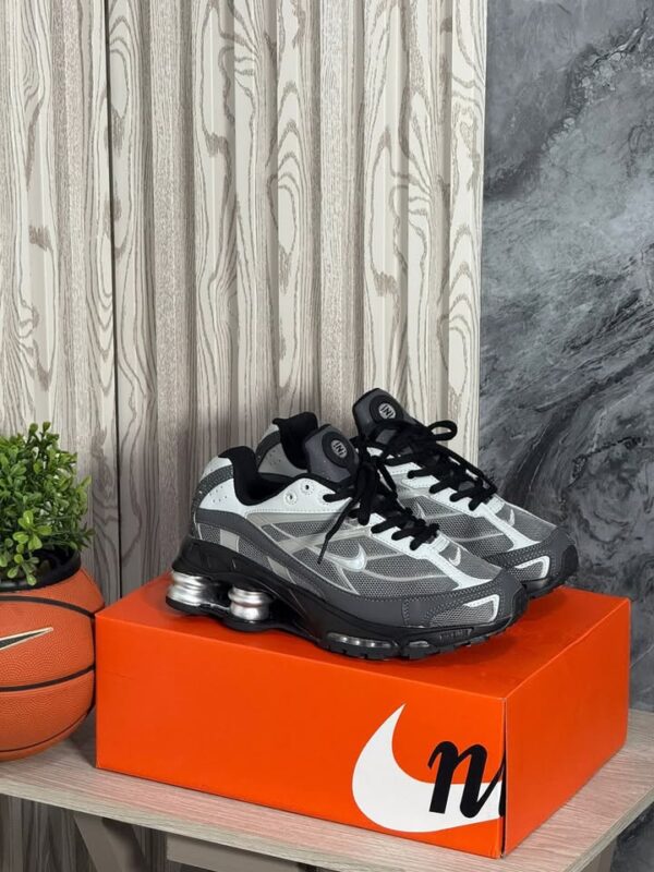 Nike Shox Ride 2 Supreme