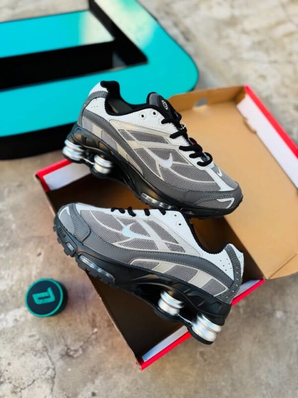 Nike Shox Ride 2 Supreme