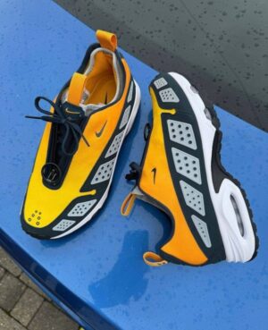 Nike Air Max Sunder Canyon Gold