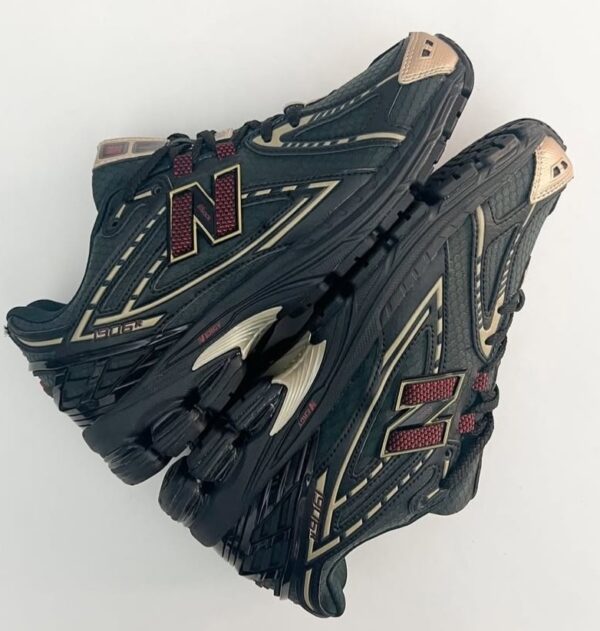 New Balance 1906R Kith Black