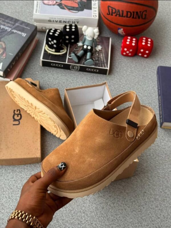 UGG Half Shoe