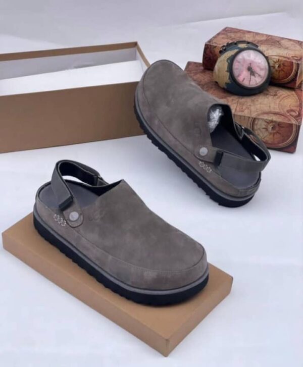 UGG Half Shoe