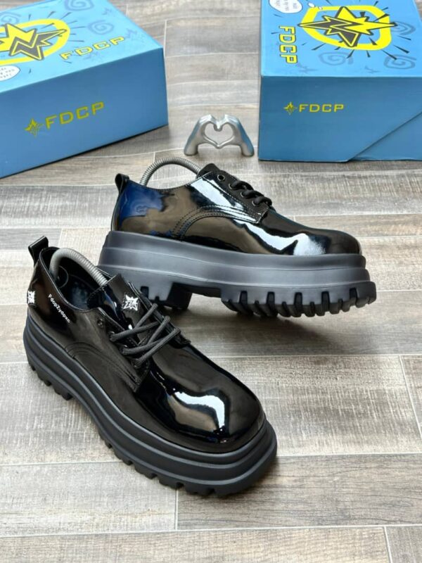 V05 Chunky Lace-Up Leather Derby Shoes