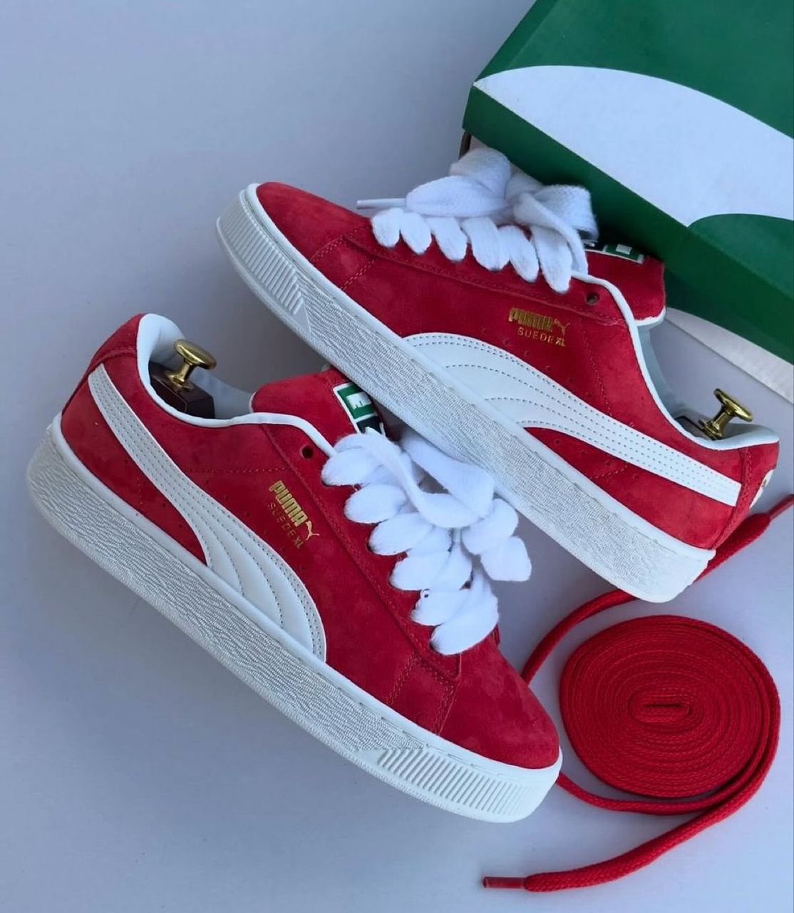 PUMA Suede Classic Sneakers