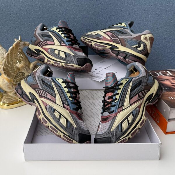 Reebok Road Ultra