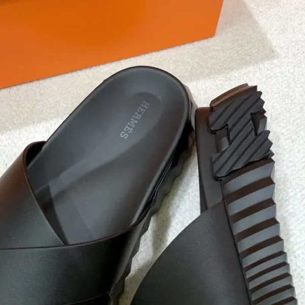 Hermès Cross Leather Slide