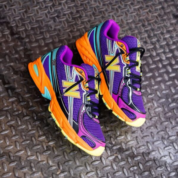 New Balance 740