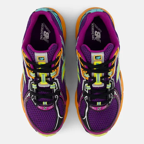 New Balance 740