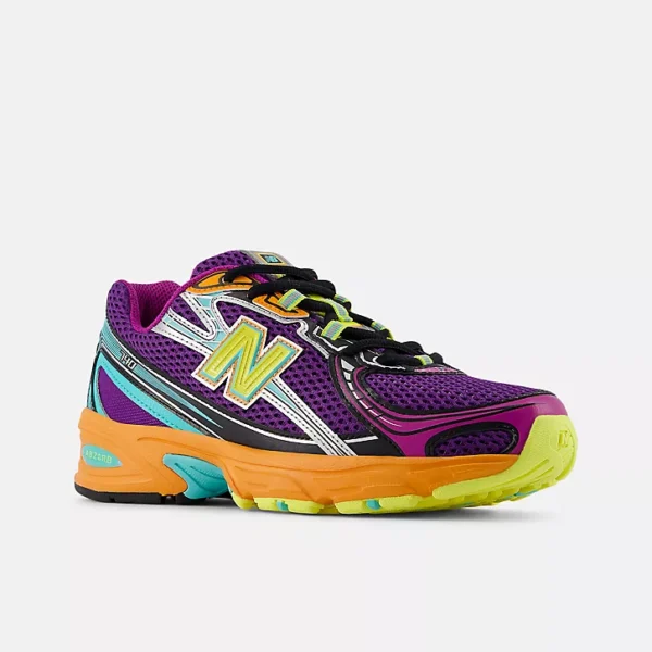 New Balance 740